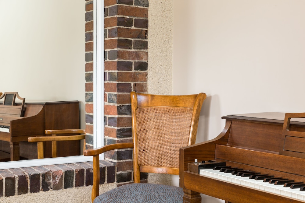 The Originals City, le Relais des Carnutes Brezolles Verneuil sur Avre 40/58