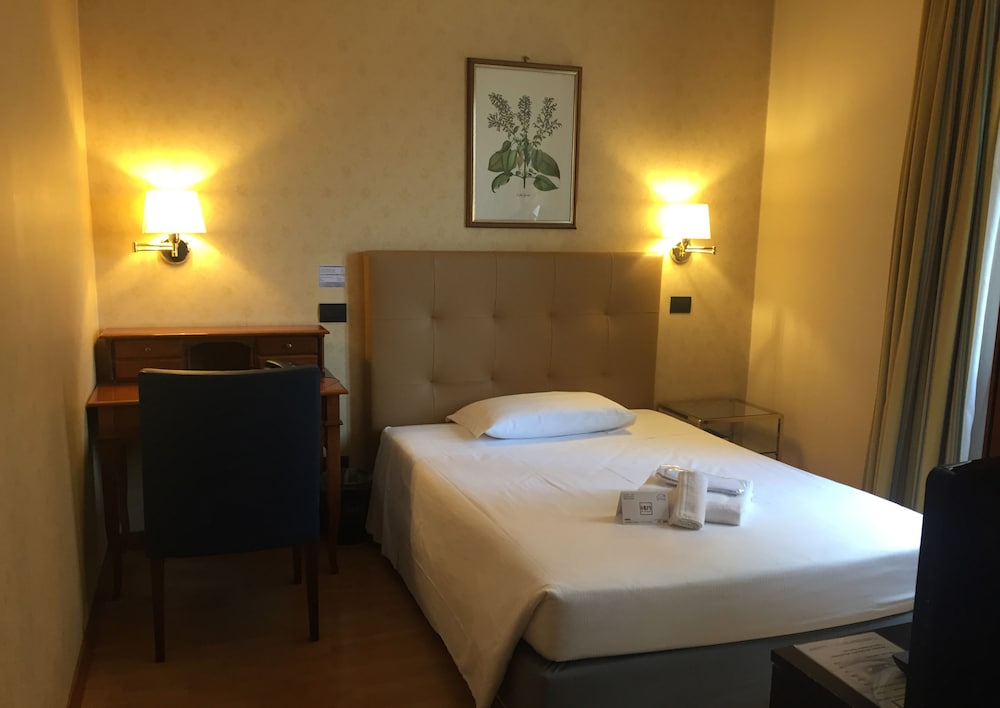 Hotel Lombardia 26/64