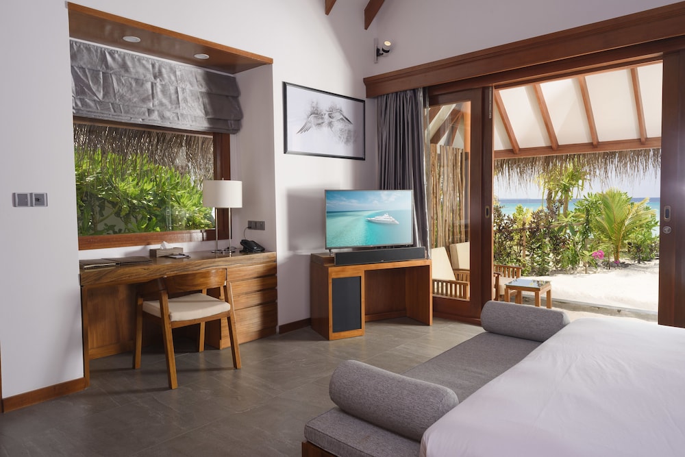 Dhigufaru Island Resort 40/62