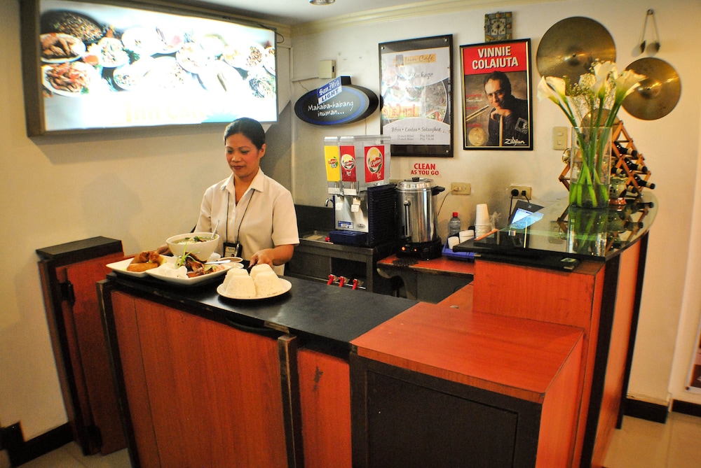 Fersal Hotel Manila 15/60