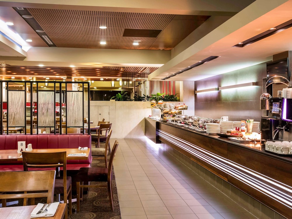 Mercure Sydney Liverpool 8/48
