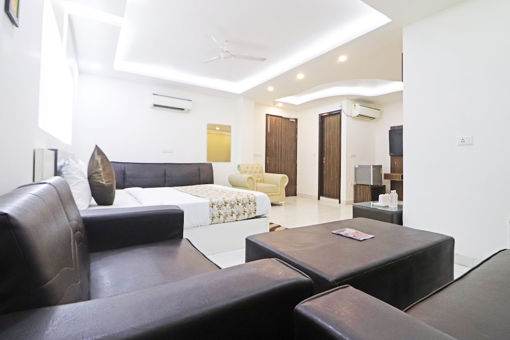 Oyo 10274 Hotel Aamara 44/61