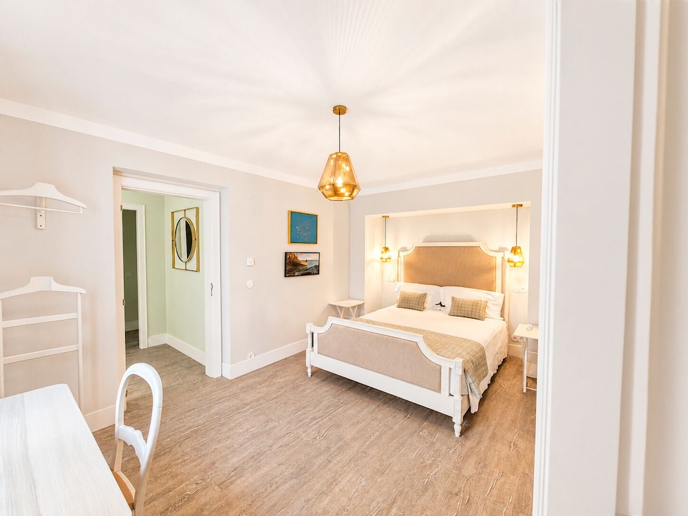 3 Bedrooms, Cottage, 1 Double and 4 Single Beds, Garden View