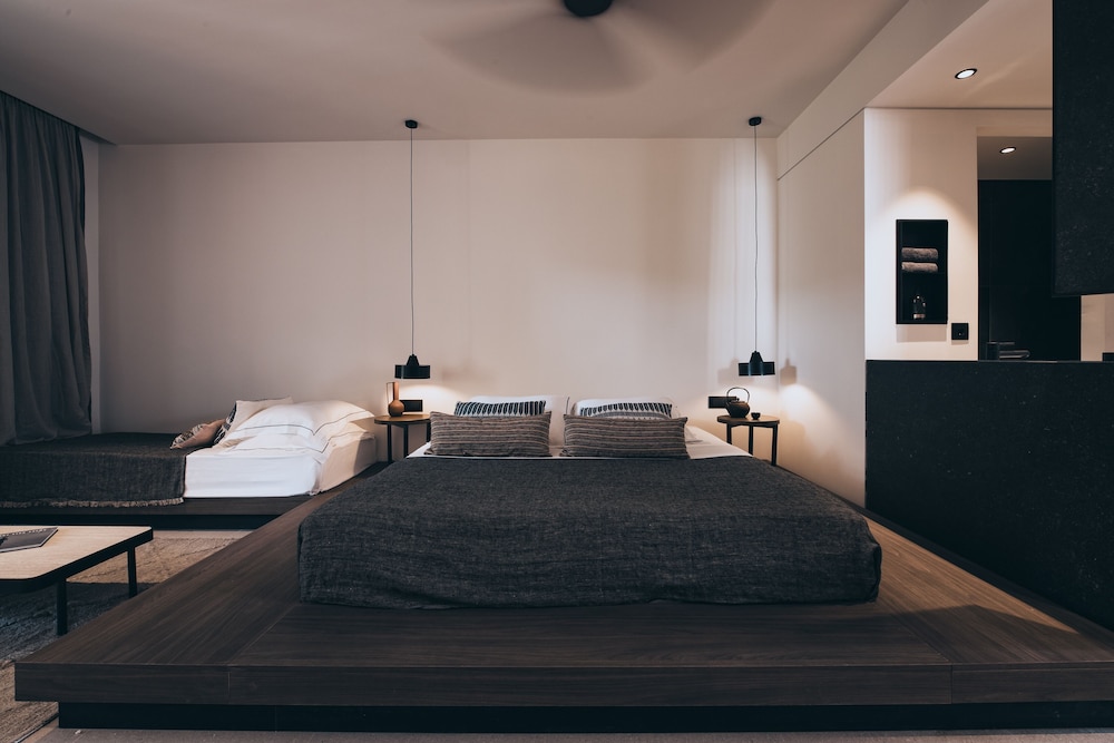 More Meni Residence and Suites 43/50