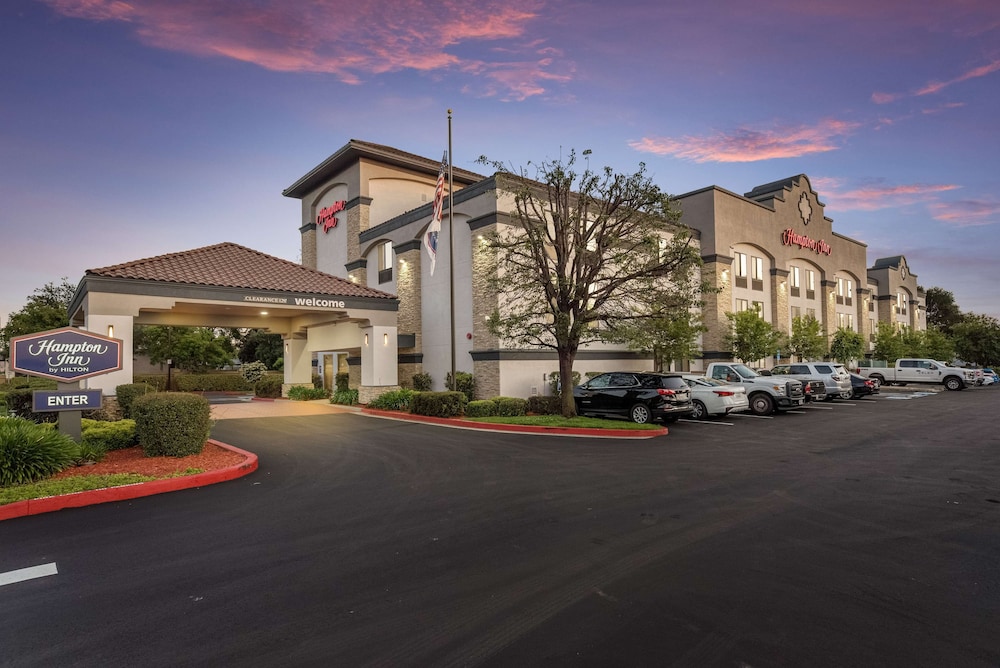 Hampton Inn Oakland Hayward Ca 2/54