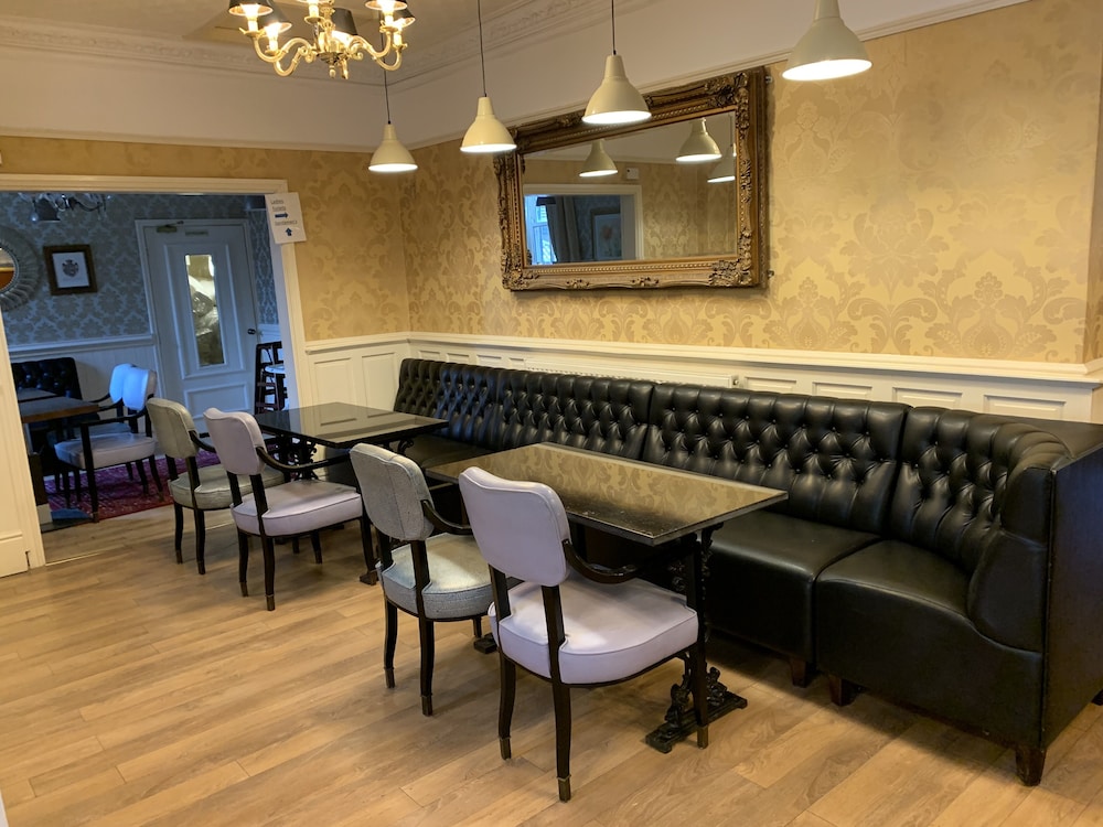 Beech Mount Hotel 38/44