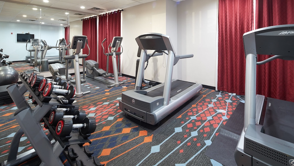 Holiday Inn Hotel Suites Stockbridge Atlanta I 75 18/50