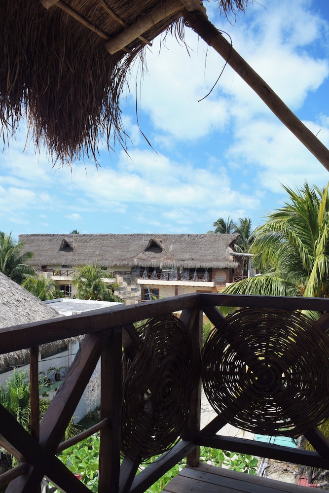 Joanza by OOL Hotels 41/50