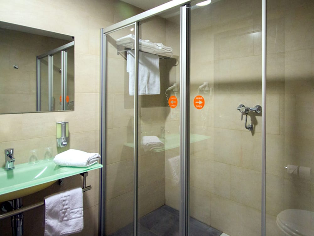 Hotel Venture Sant Cugat 11/52
