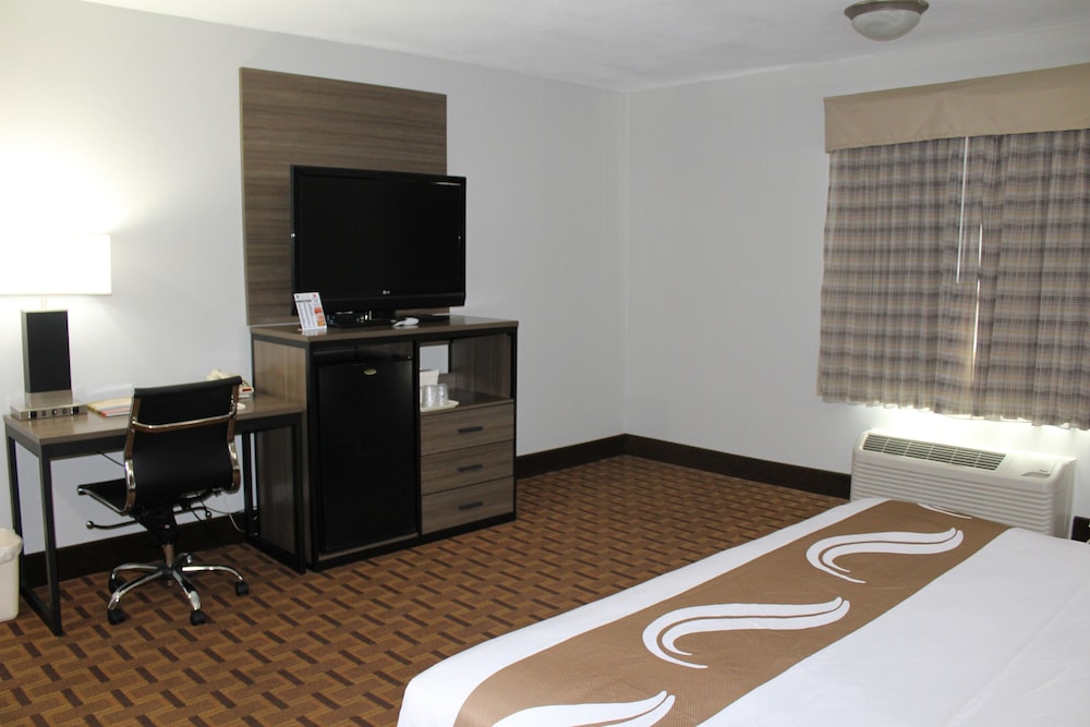 Hotel Inn Santa Fe 33/36
