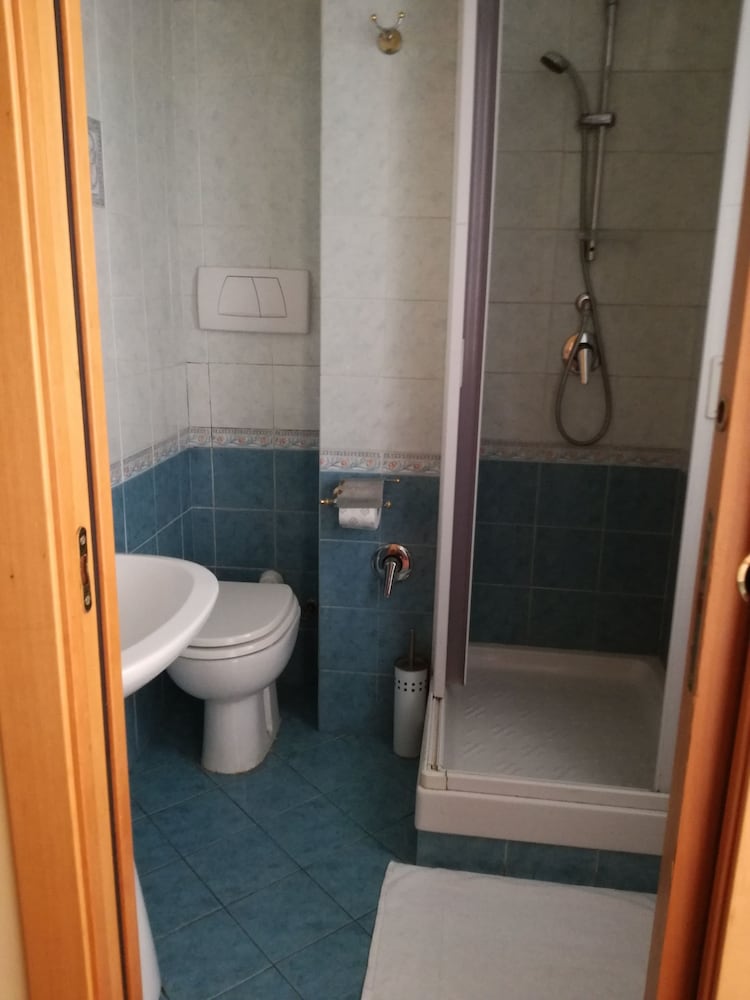 Bed And Breakfast Gioacchino Testa 33/34