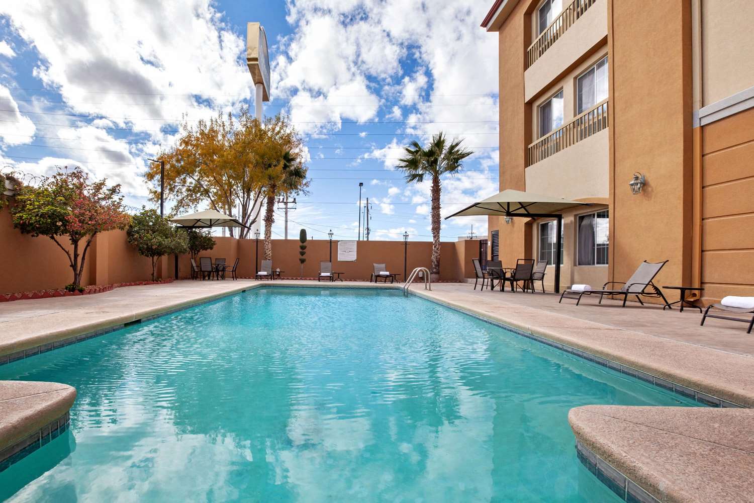 La Quinta by Wyndham Cd Juarez Near US Consulate 21/24