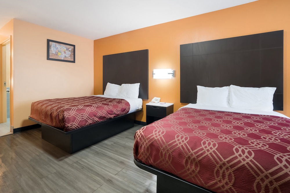 Econo Lodge Ripley 14/30