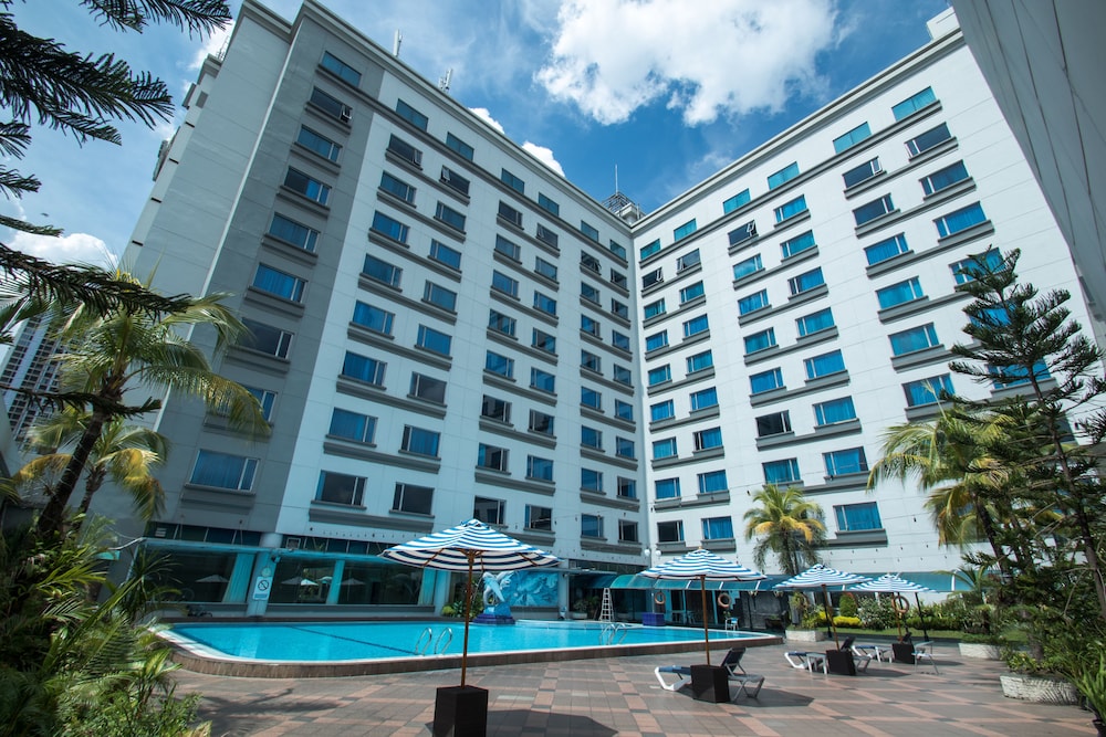 Grand Mercure Maha Cipta Medan Angkasa 1/69