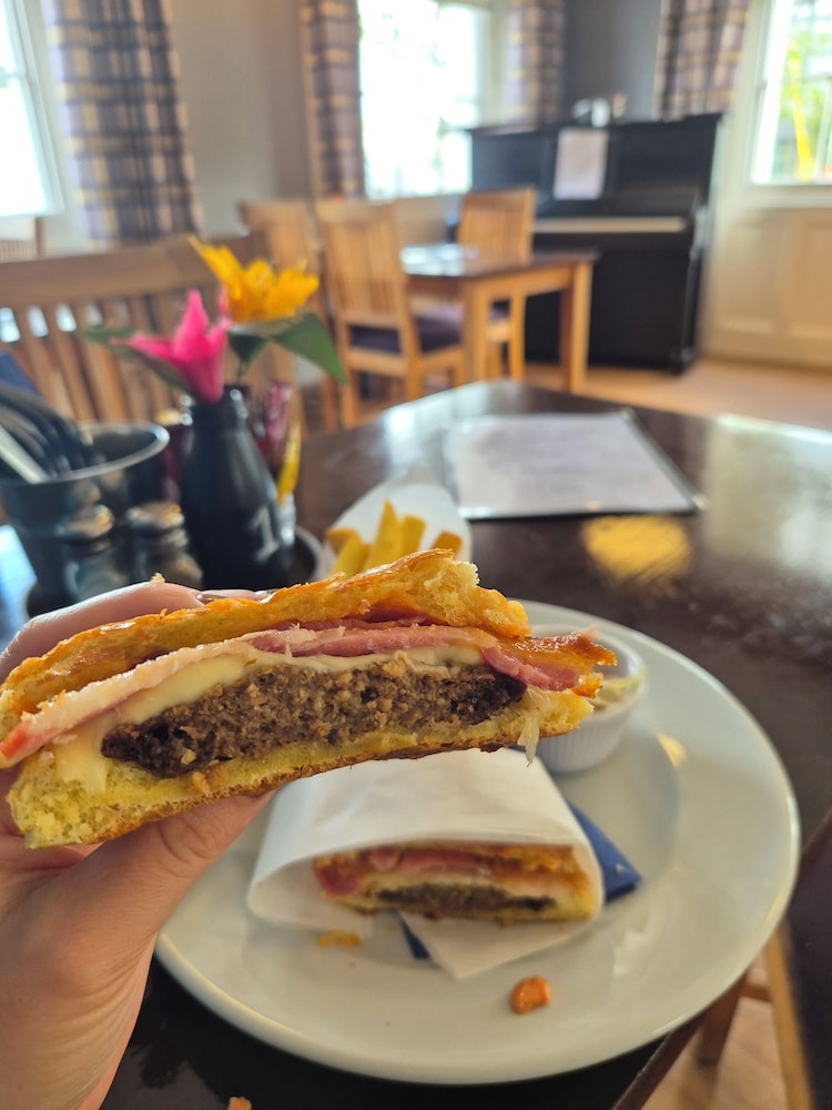 The Great Western Hotel 30/43