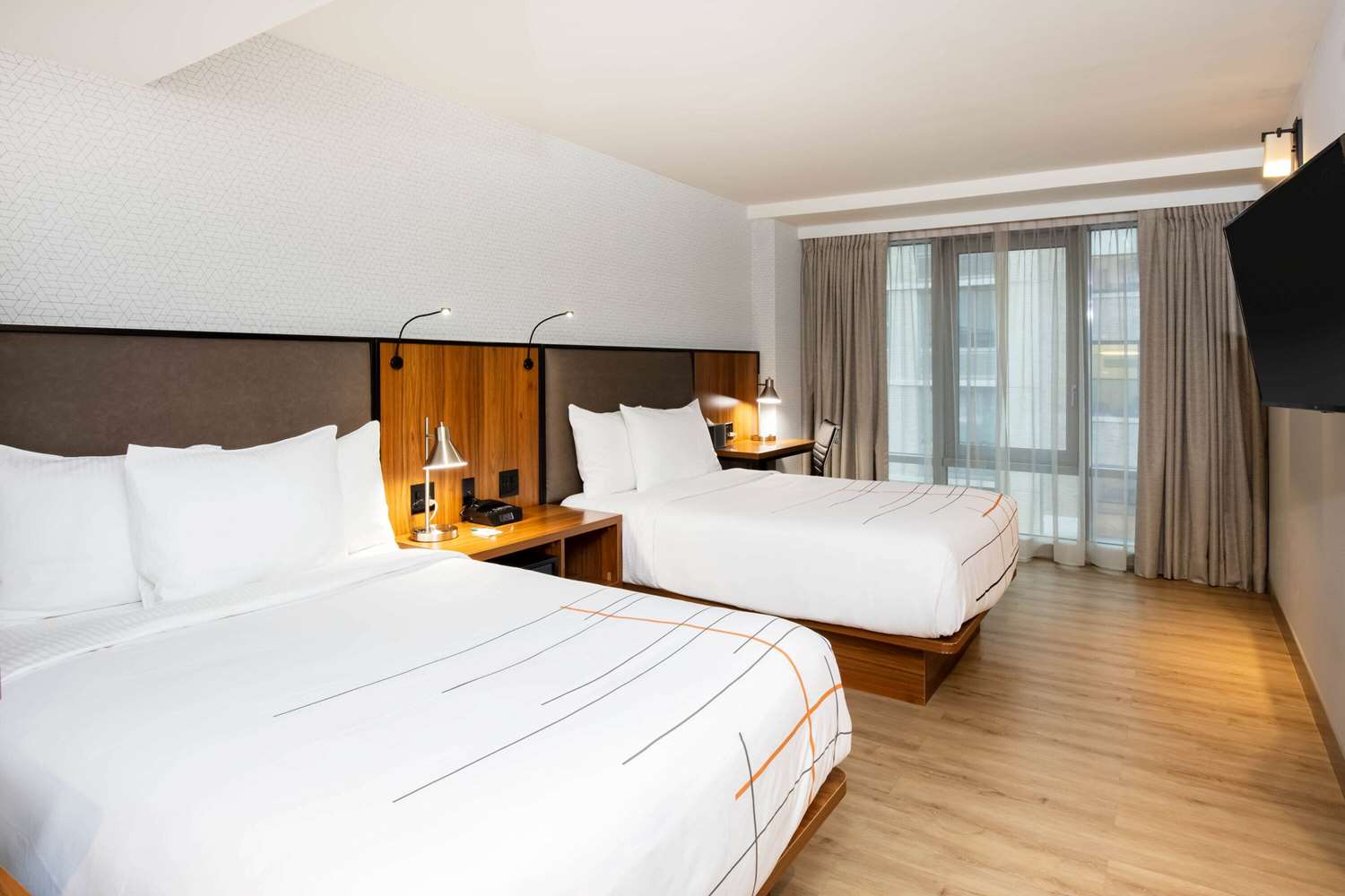 La Quinta Inn Suites By Wyndham Times Square South 9/60