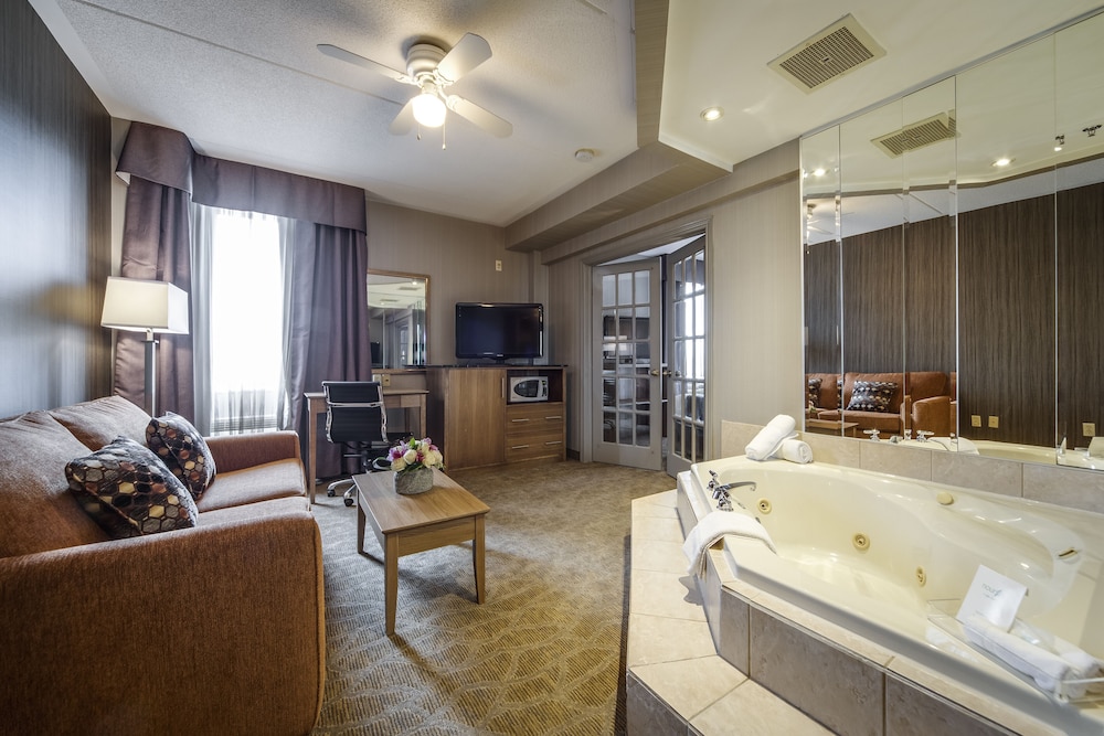 Monte Carlo Inn Airport Suites 49/68