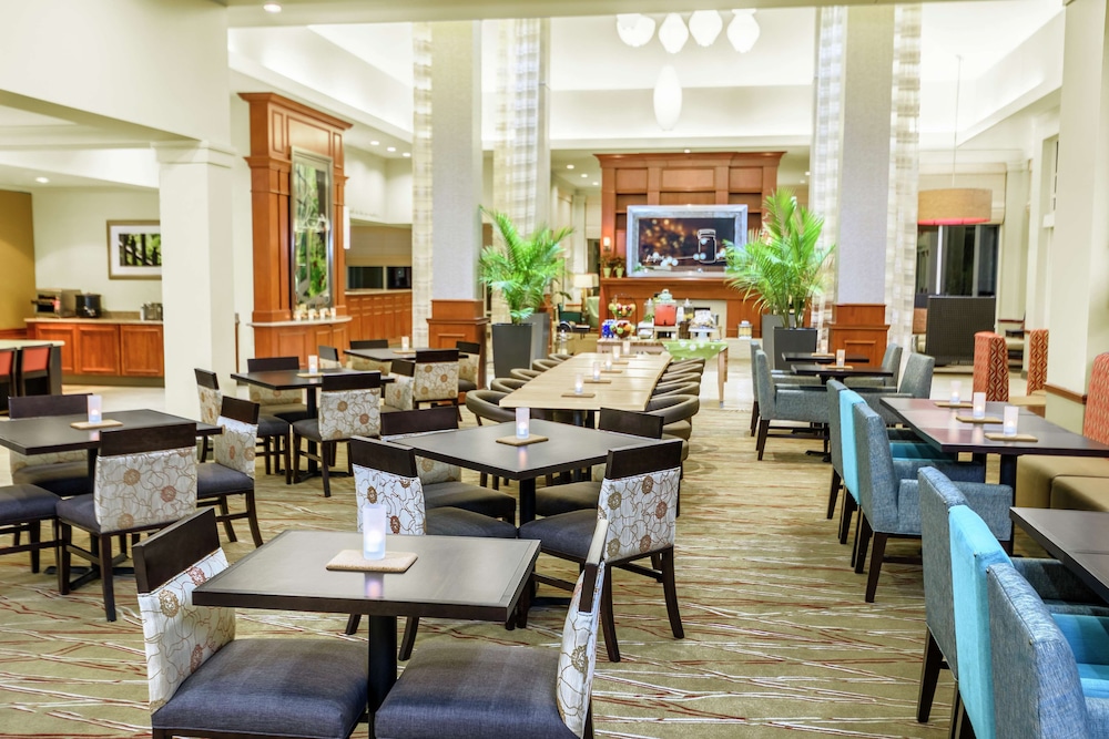 Hilton Garden Inn Independence 41/57