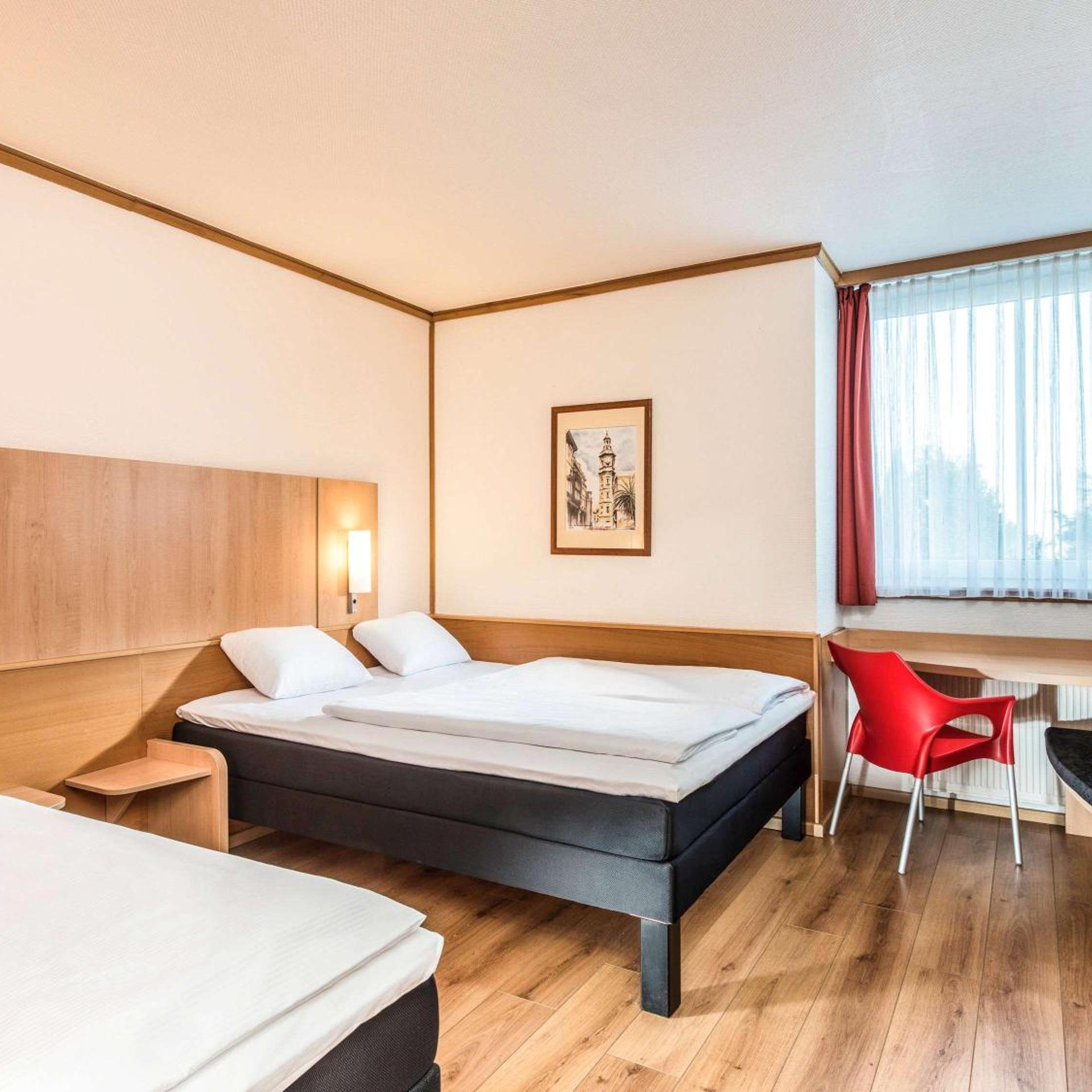Room, Single Bed