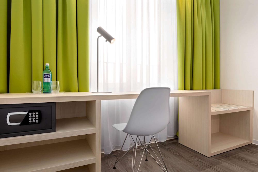 Super 8 by Wyndham Chemnitz 43/57