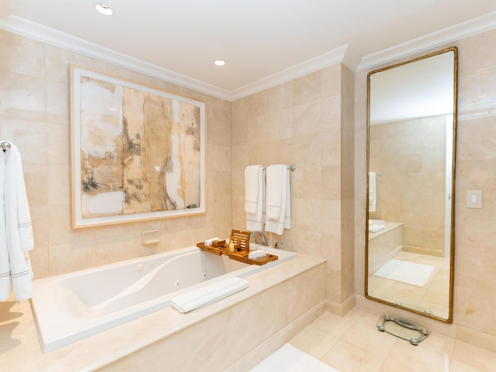 Eau Palm Beach Resort Spa 78/79