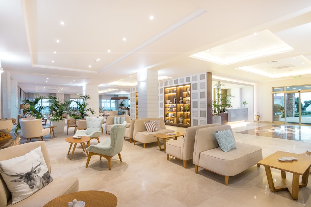 King Maron Beach Hotel & Spa 22/50