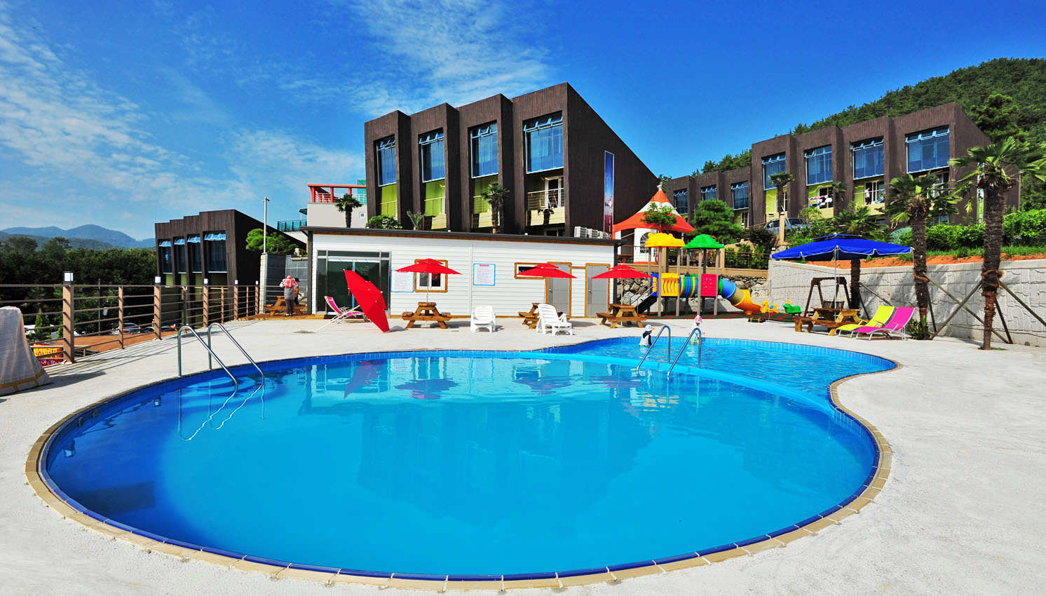 Geoje The Beach Pension 19/20