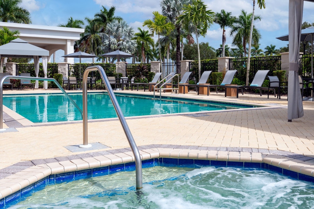 Courtyard Sarasota at University Town Center 21/50