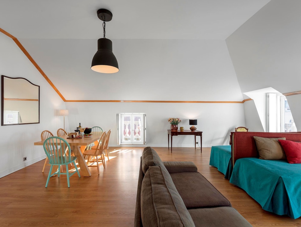 Palacio Camoes Lisbon Serviced Apartments 31/50