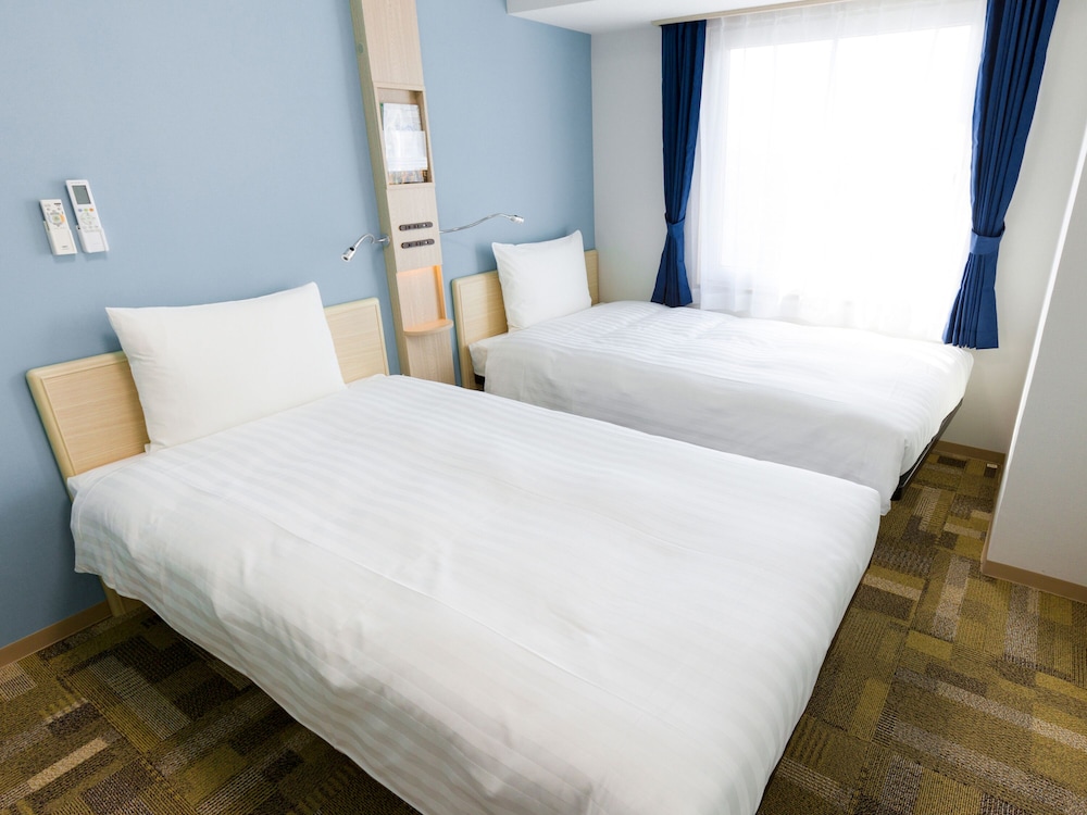 STANDARD, TWIN BEDS