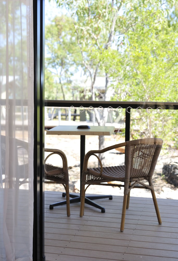 GROOTE EYLANDT LODGE 34/68