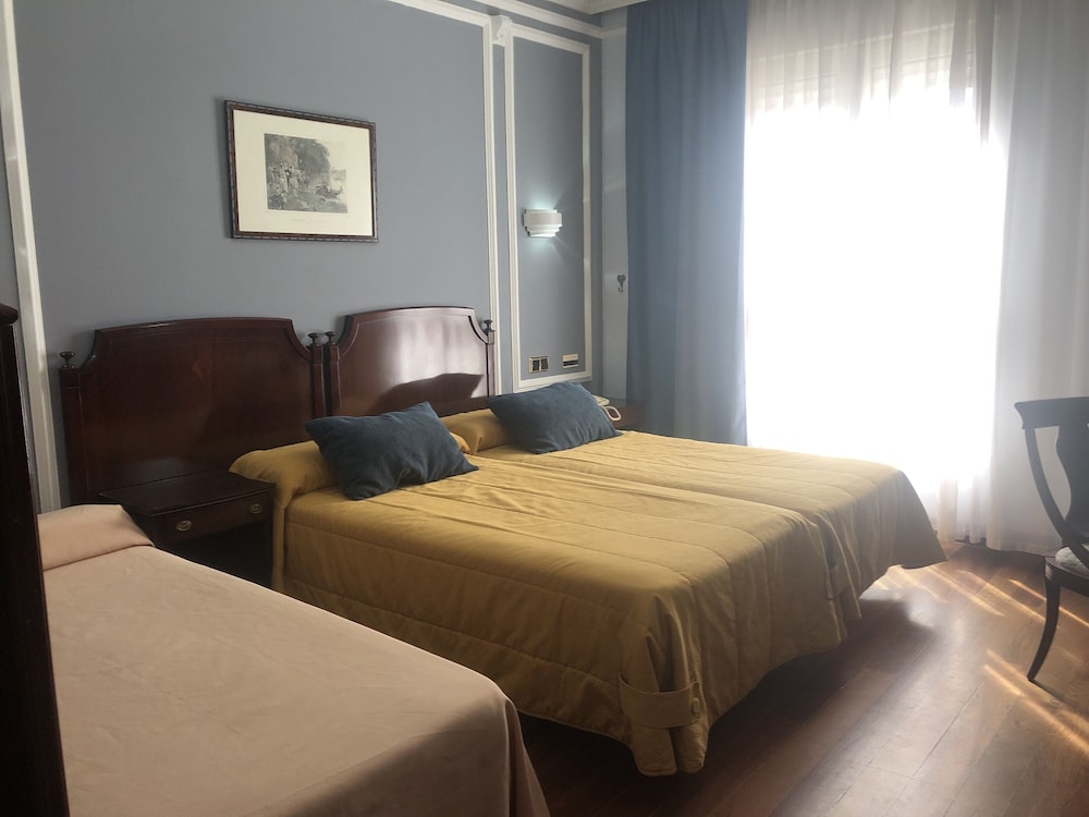 Hotel Camino de Santiago 23/50
