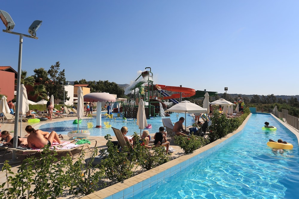 Kapetanios Aqua Resort 41/50
