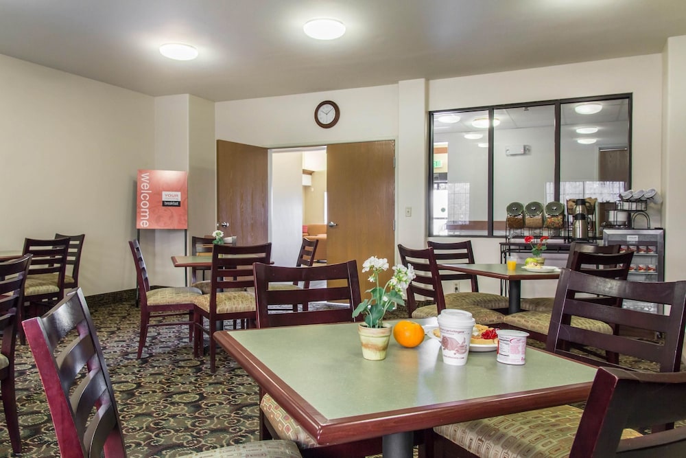 Quality Inn & Suites Vail Valley 27/35