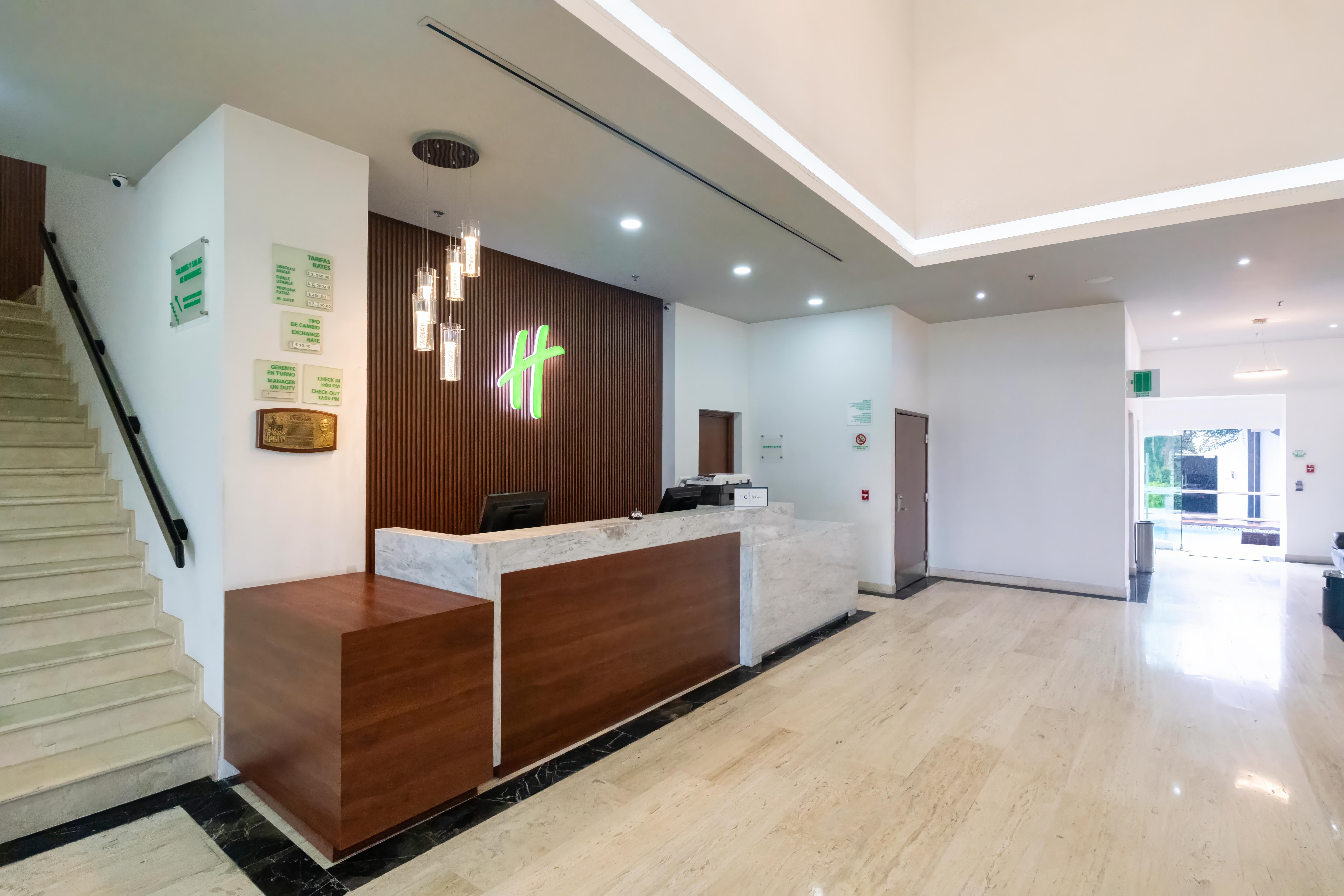 Holiday Inn Uruapan 6/39