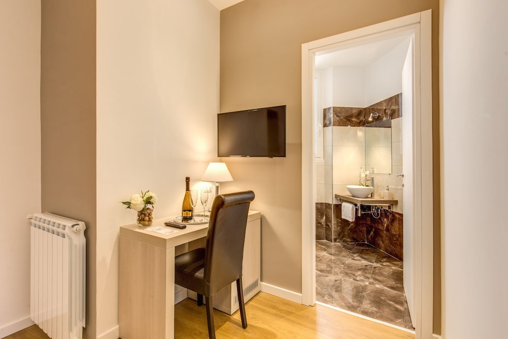 The Bridge Suites 45/51