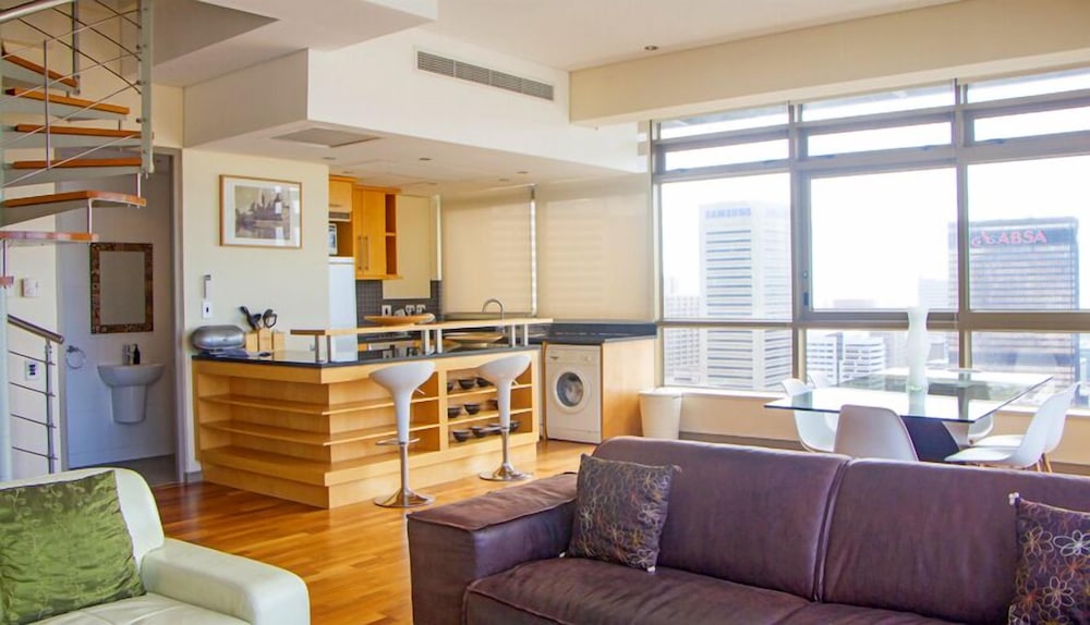 ITC Hospitality Group Penthouse 2 Bedrooms Cartwright s Corner 19/38