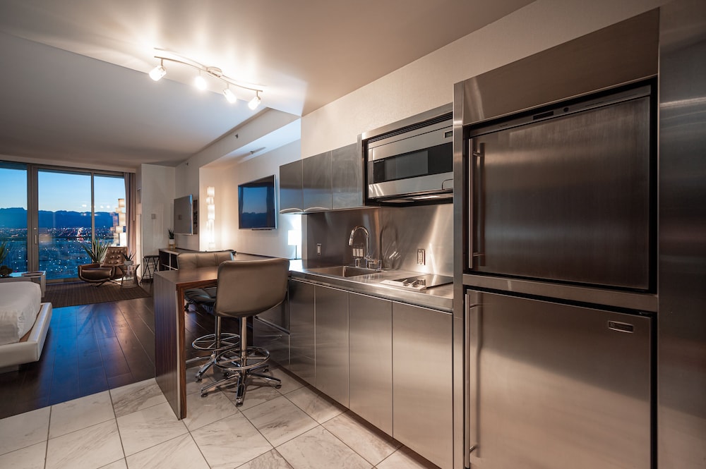 StripViewSuites at Palms Place 79/79