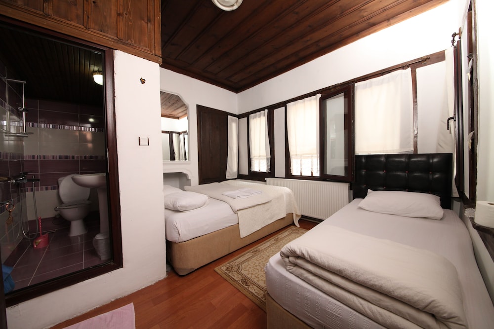 Efe Guest House 5/34