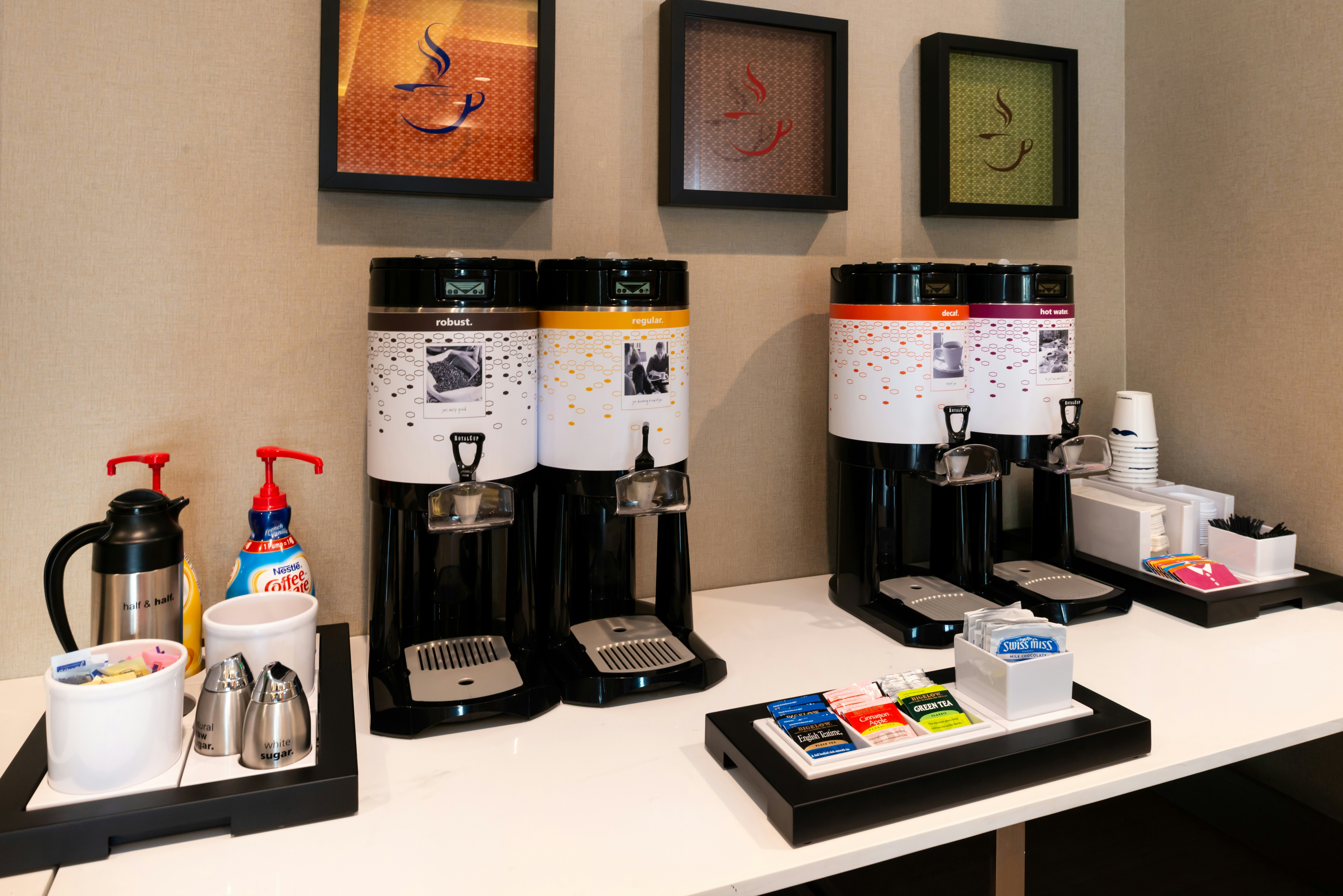 Hampton Inn & Suites Buena Park 26/55