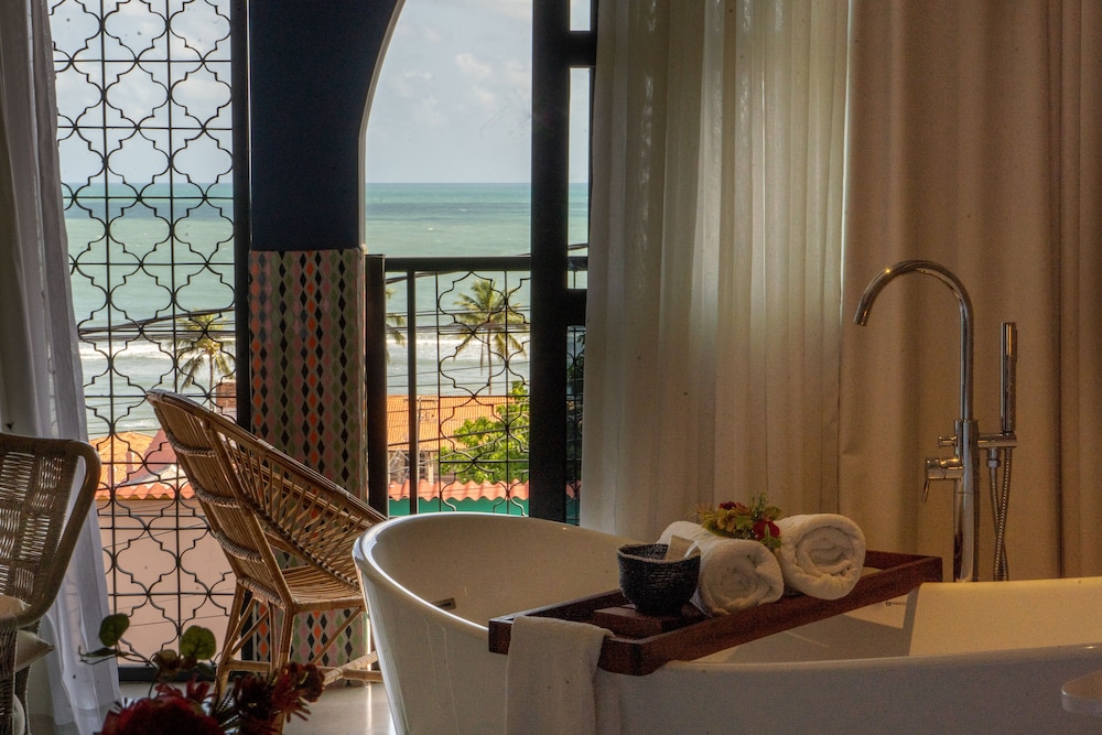 Exotica Boutique Hotel 8/50