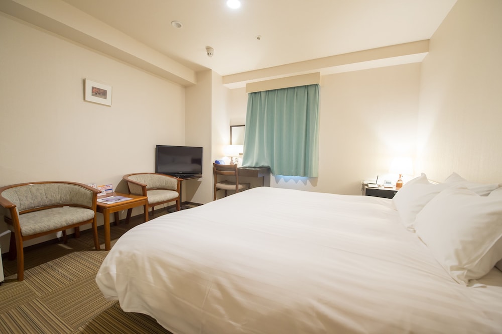 Shizunai Eclipse Hotel 13/61
