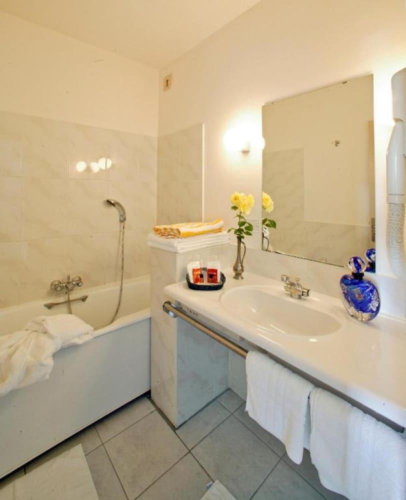 Hotel Du Chateau Rocamadour 45/48