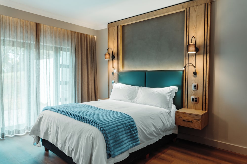 Emerald Resort & Casino 18/50