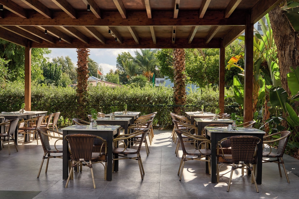 Esperides Beach Resort 31/50