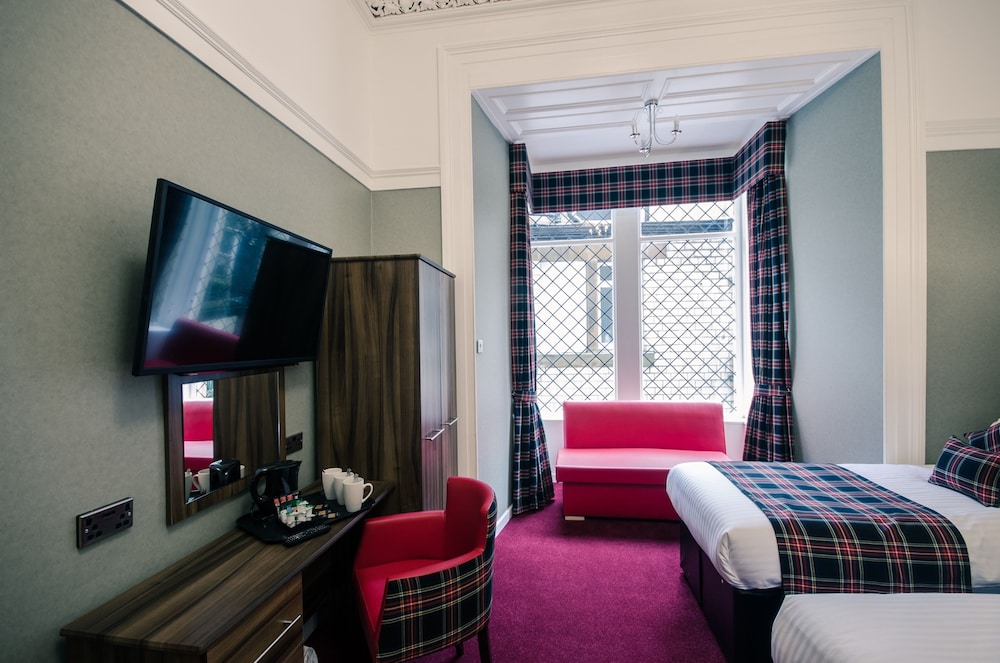 Royal West End Hotel 48/69