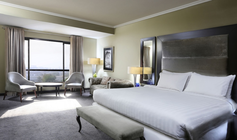 Four Points by Sheraton Lahore 10/64