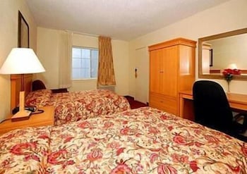 Super 8 by Wyndham Monticello NY 3/45