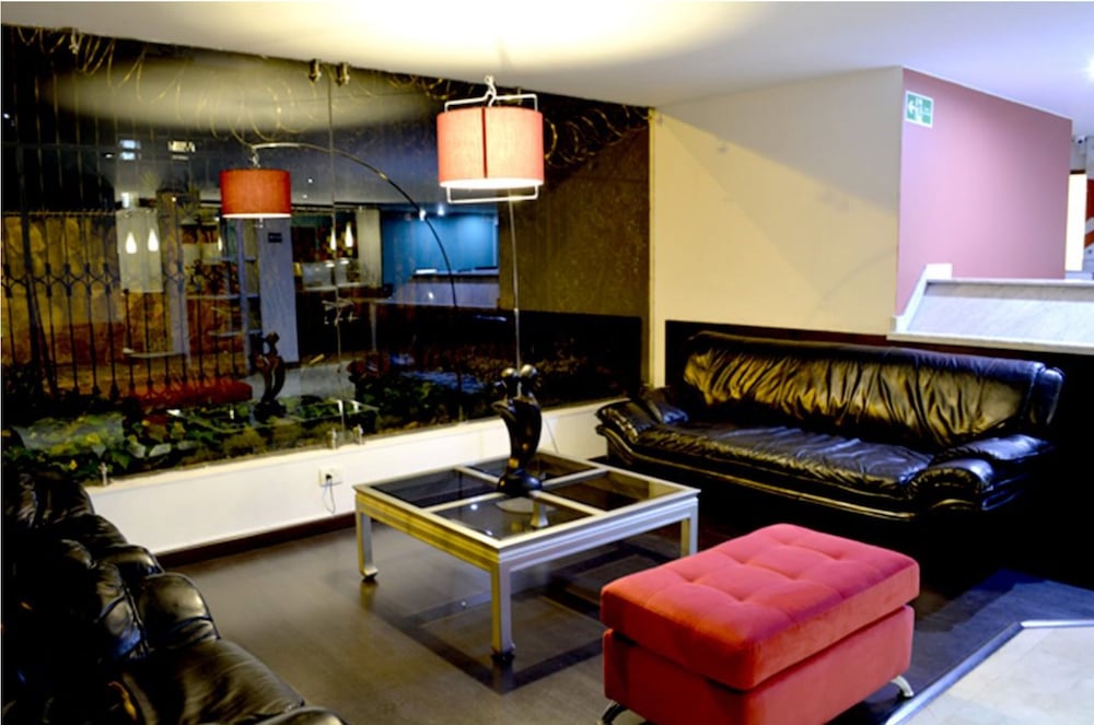 Apartaestudios Los Andes 26/39