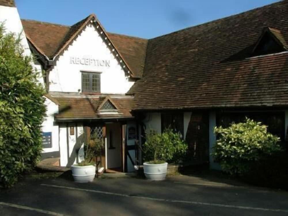 The Roebuck Inn 20/21